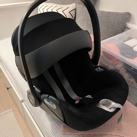 Cybex Cloud Z I Size Turvakaukalo 2020 Ja Cybex Base Z ONE Isofix