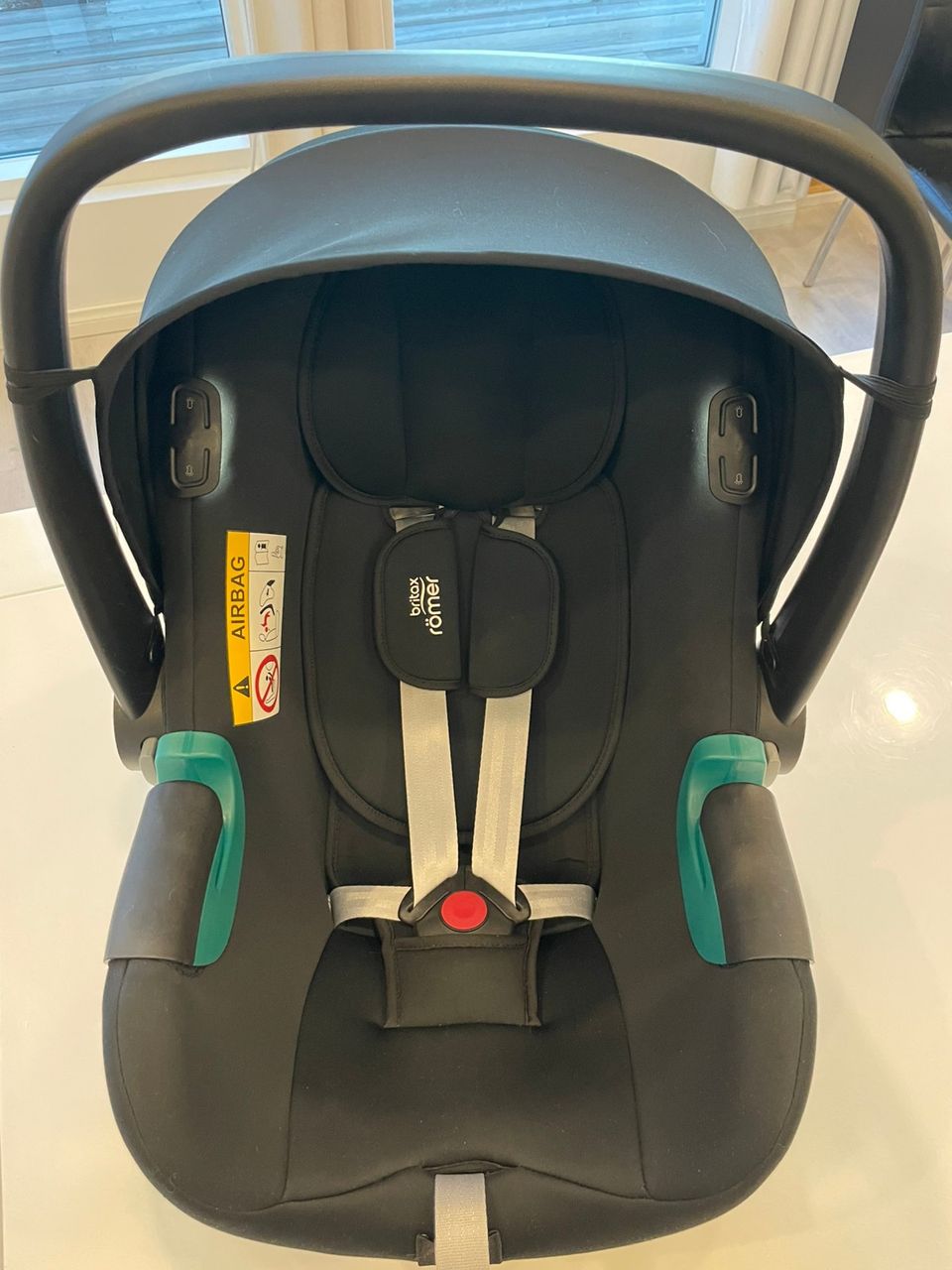 Turvakaukalo Britax römer Baby safe isense Tori