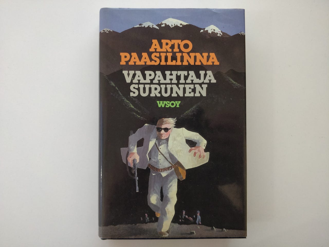 Arto Paasilinna: Vapahtaja Surunen
