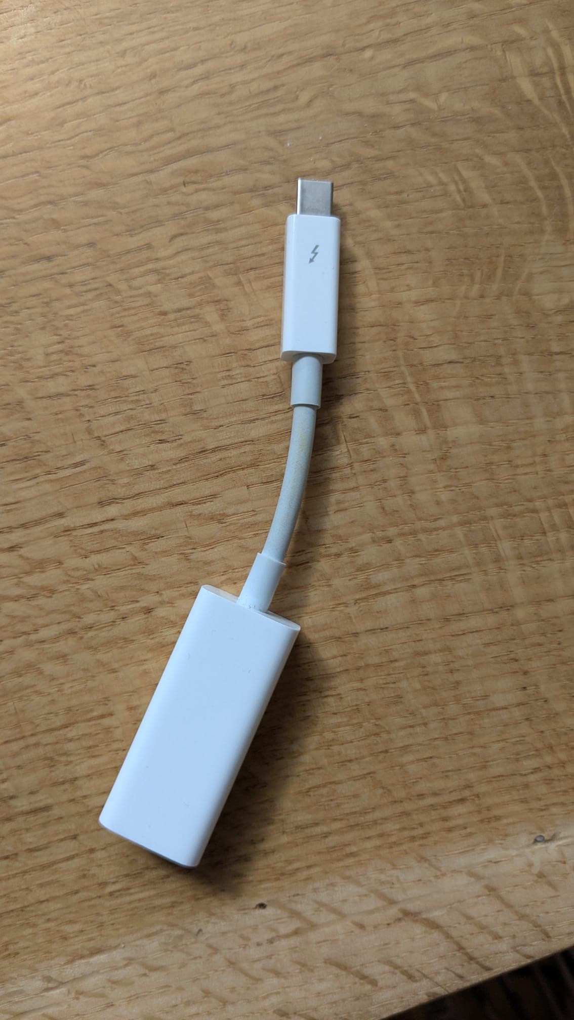 Apple A1463 Thunderbolt - FireWire変換アダプタ Genuine Apple A1463 Thunderbolt 2 to FireWire 800 Adapter