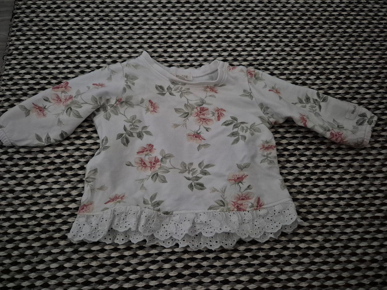 Newbie collegepaita koko 62