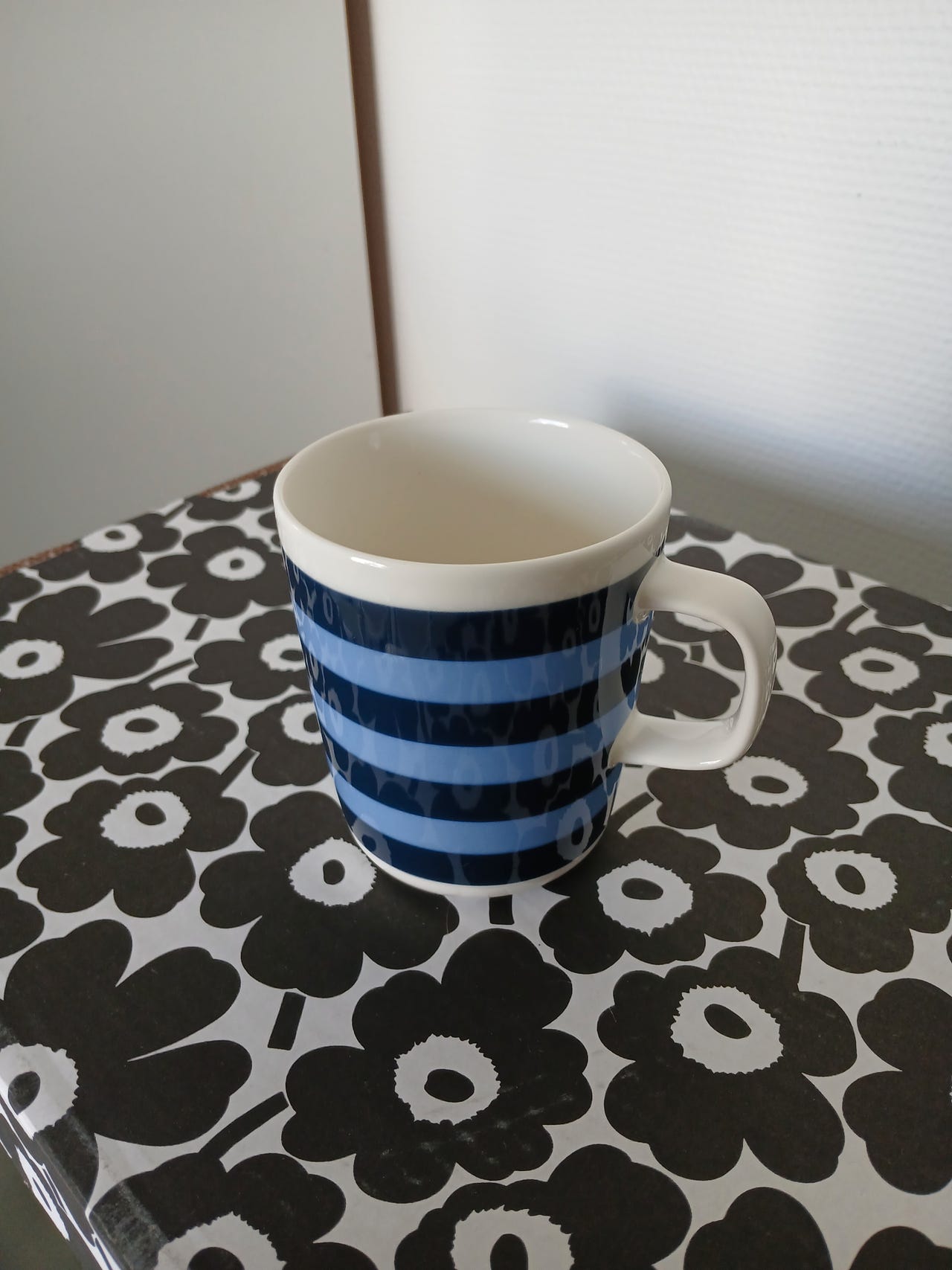 Marimekko 2,5dl tasaraita muki / even stripe 50 muki