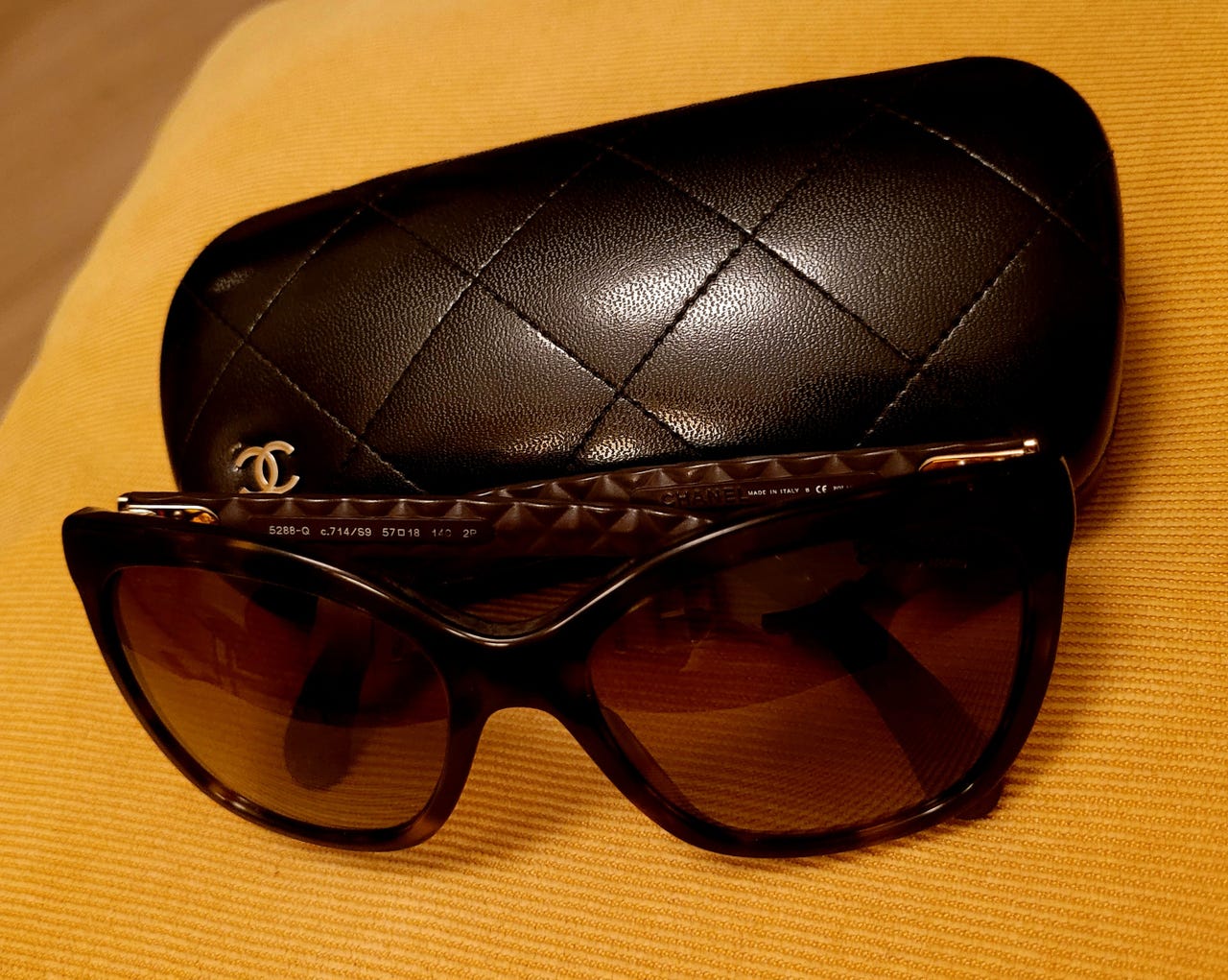 Chanel 5288-Q aurinkolasit