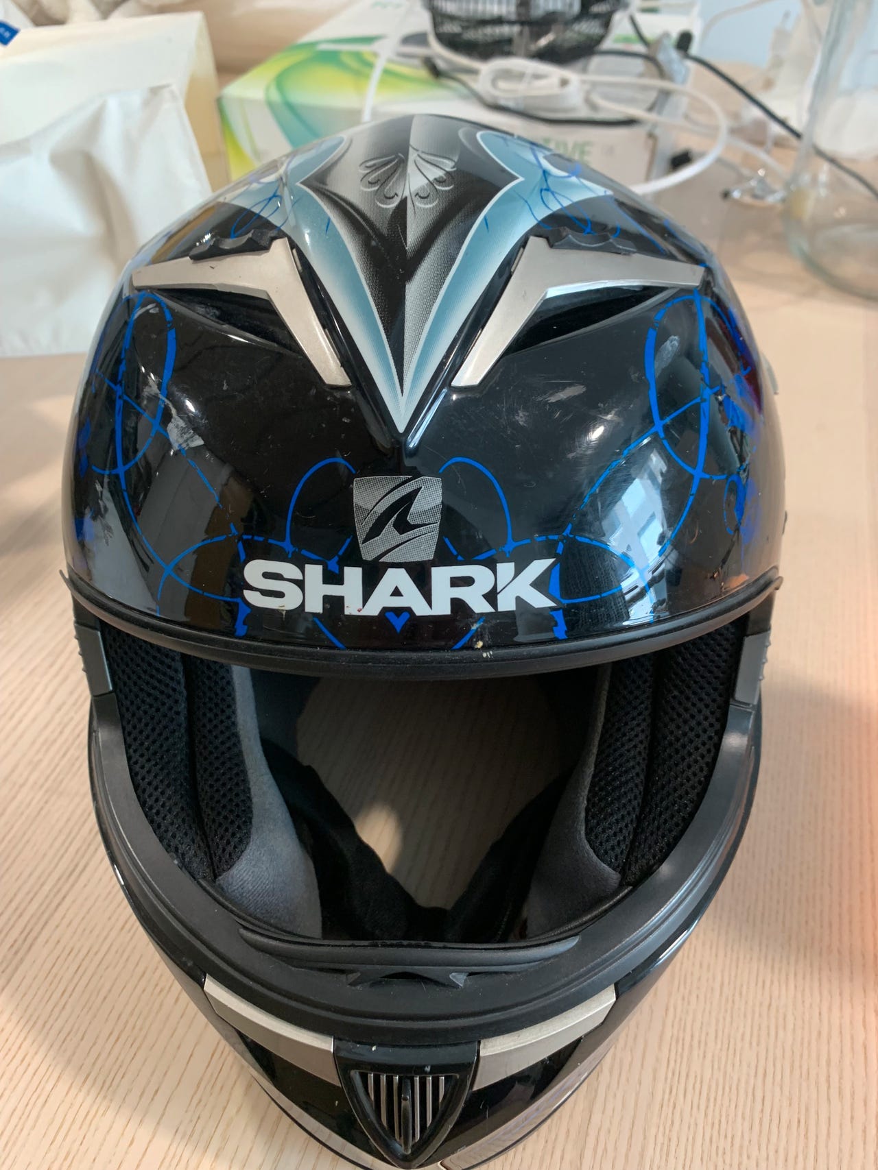 Shark s900 moottoripyöräkypärä ilman visiiriä L