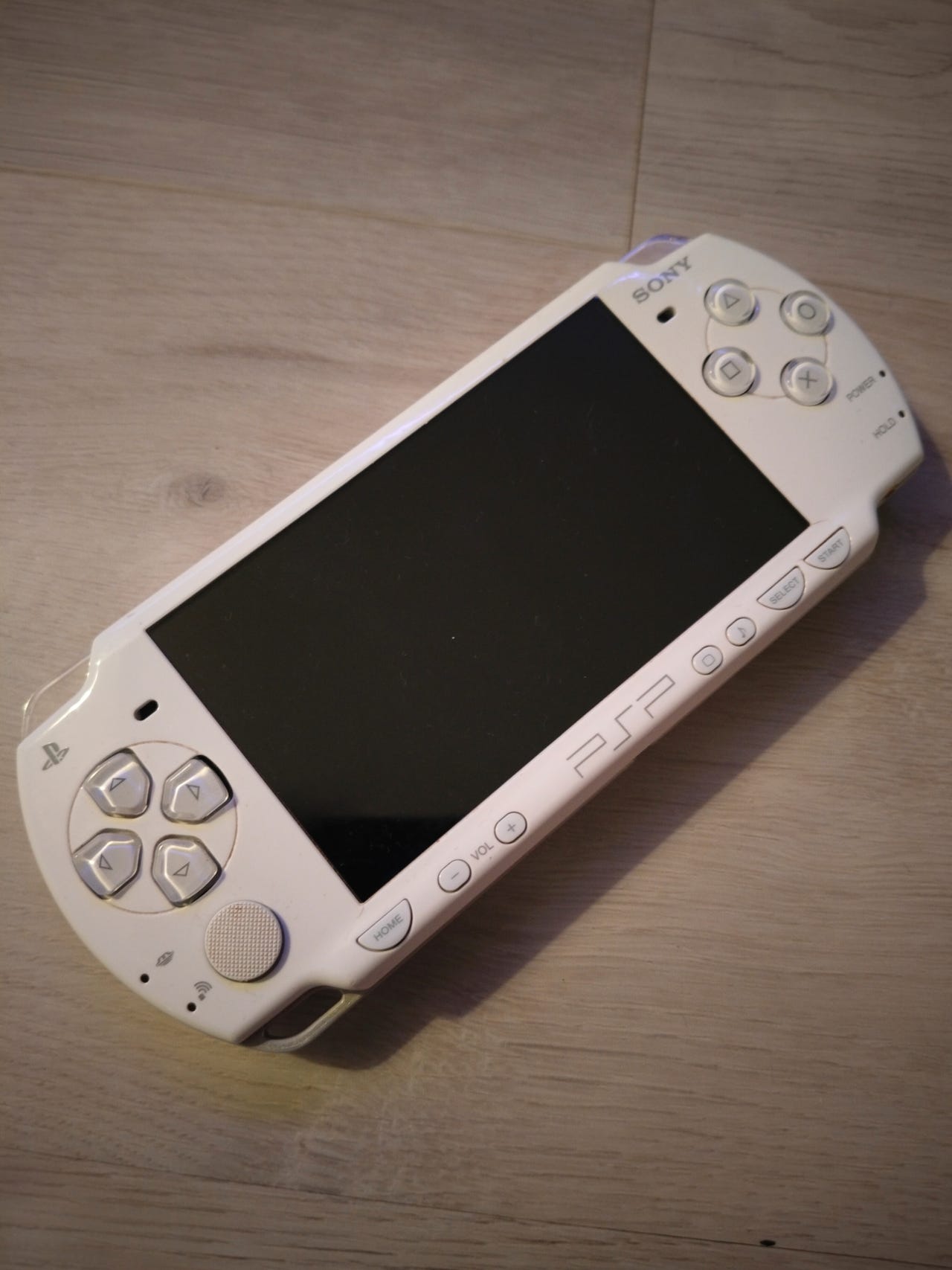PSP-2008 console