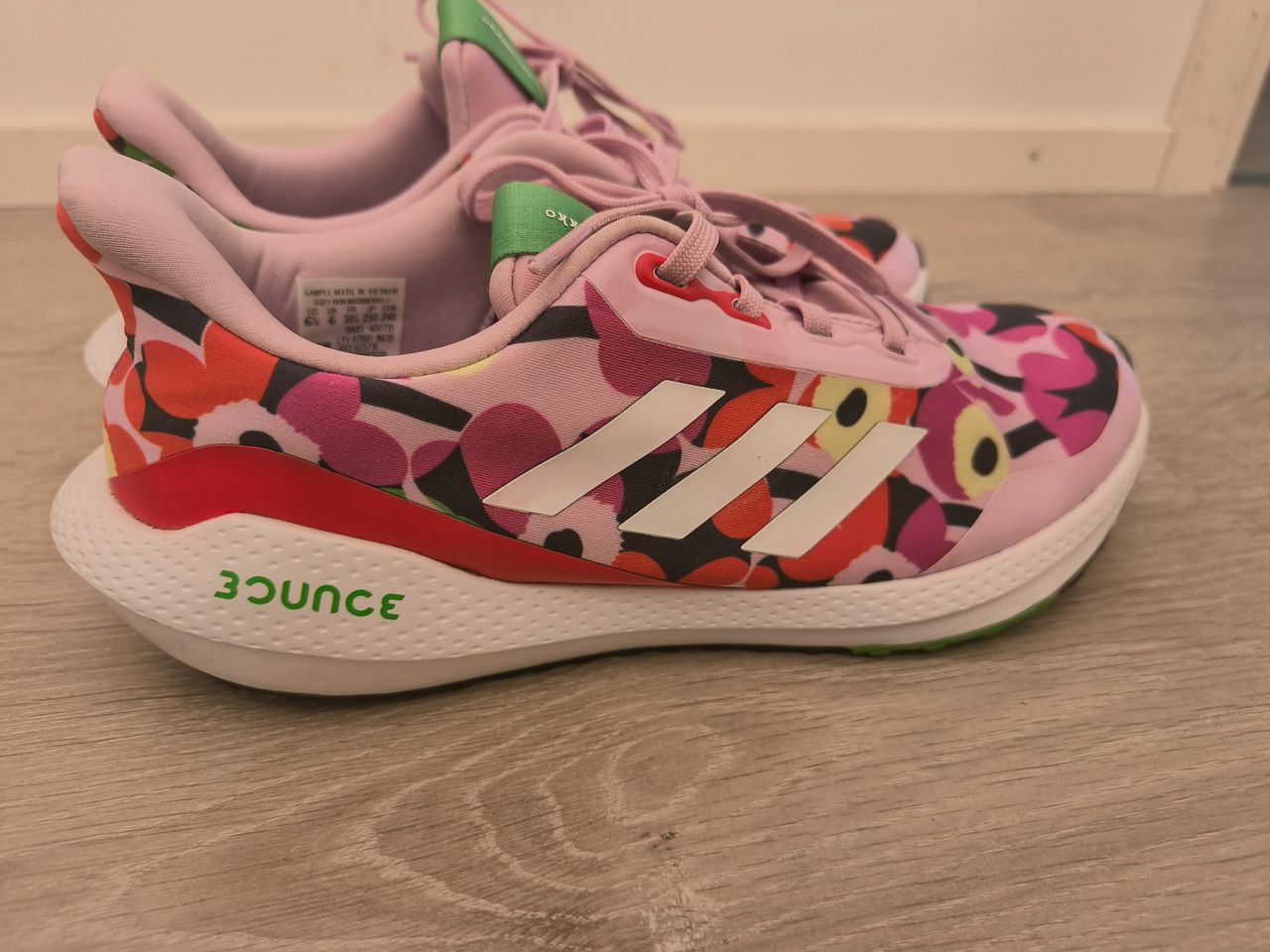 Adidas x Marimekko lenkkarit 39 | Tori