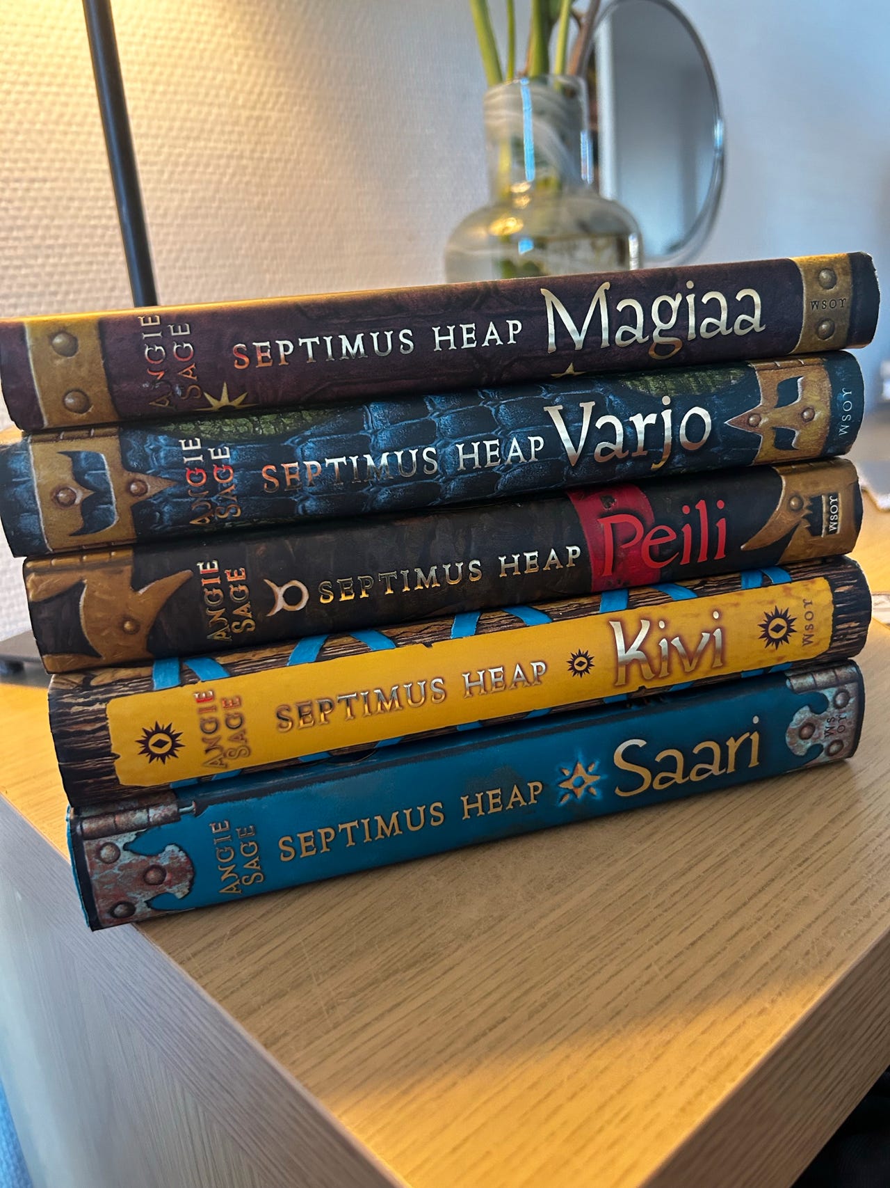 Septimus Heap -sarjan osat 1-5 | Tori