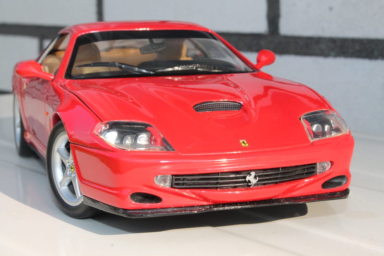 1996 Ferrari 550 Maranello 1:18 25CM pienoismalli metalli