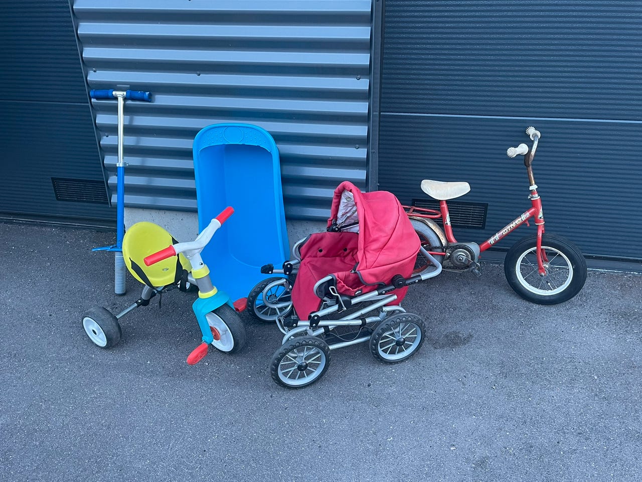 lapsille-kolmipy-r-retropy-r-amme-brio-nukenrattaat-pomppukeppi