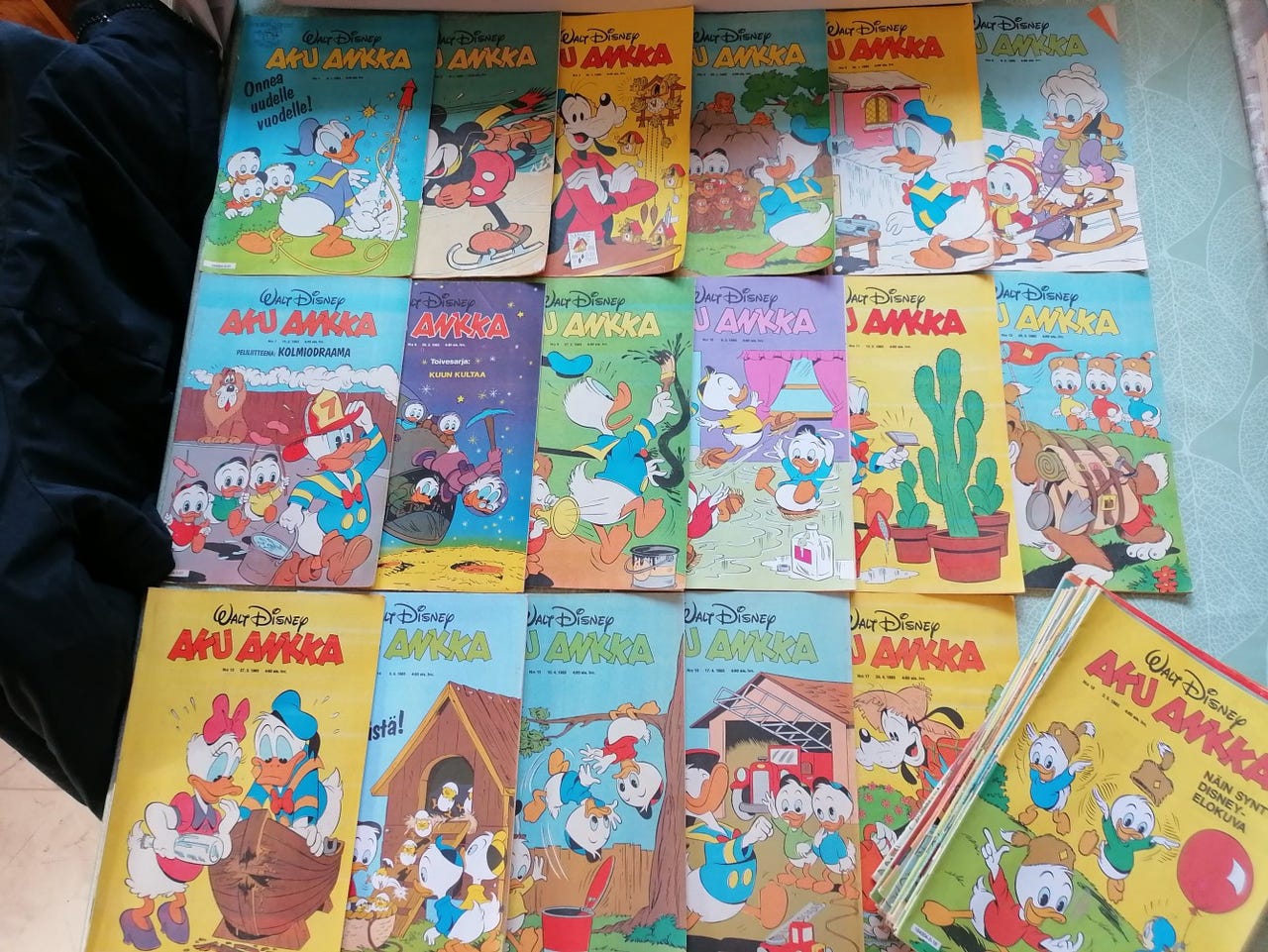 AKU ANKKA Lehtiä 44 kpl
