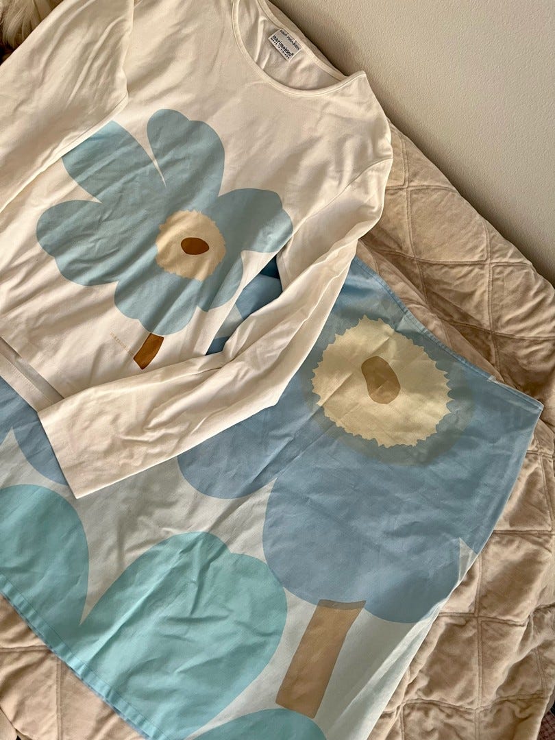 Marimekko Unikko paita ja hame settinä