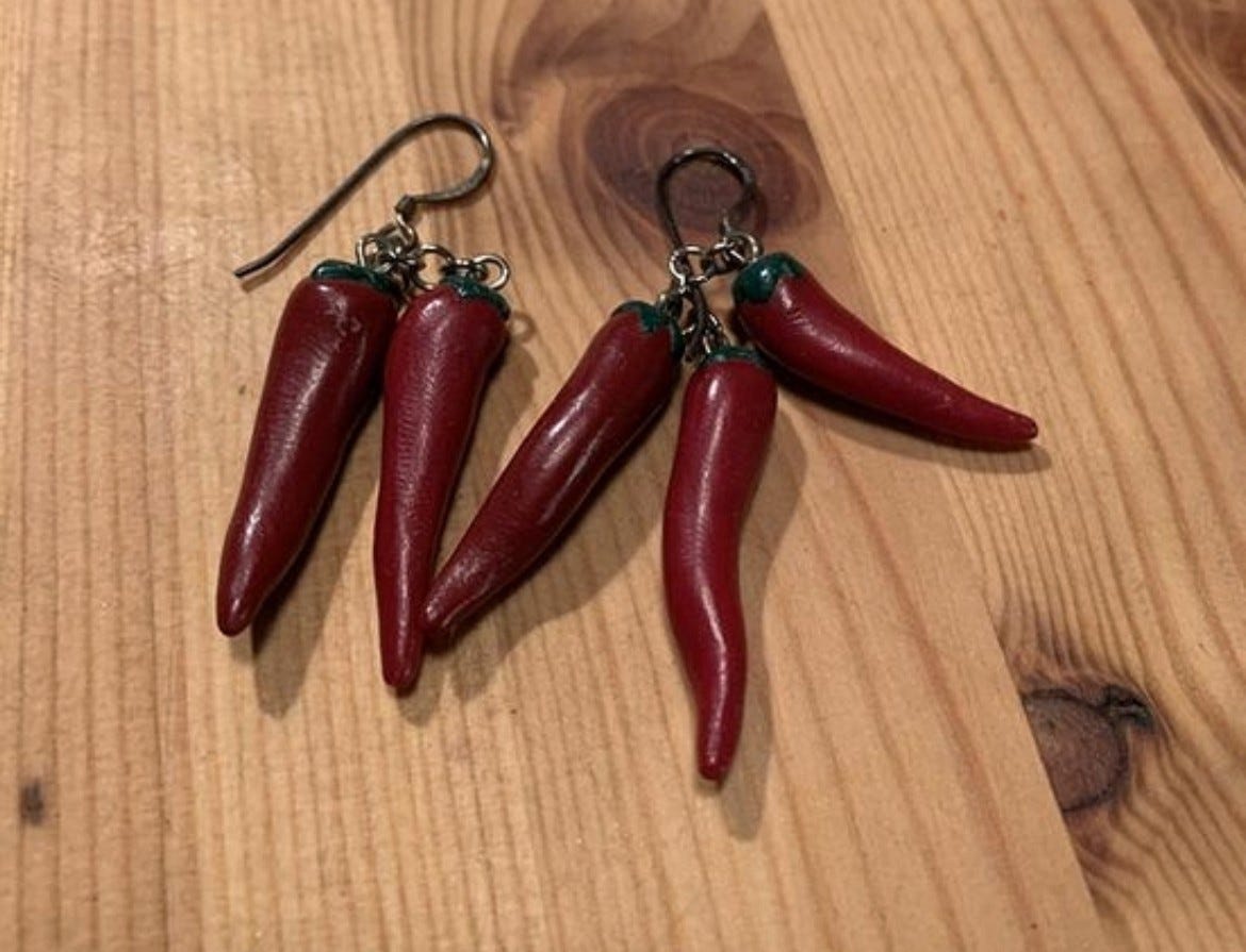 Chili-ja sisäkumikorvakorut