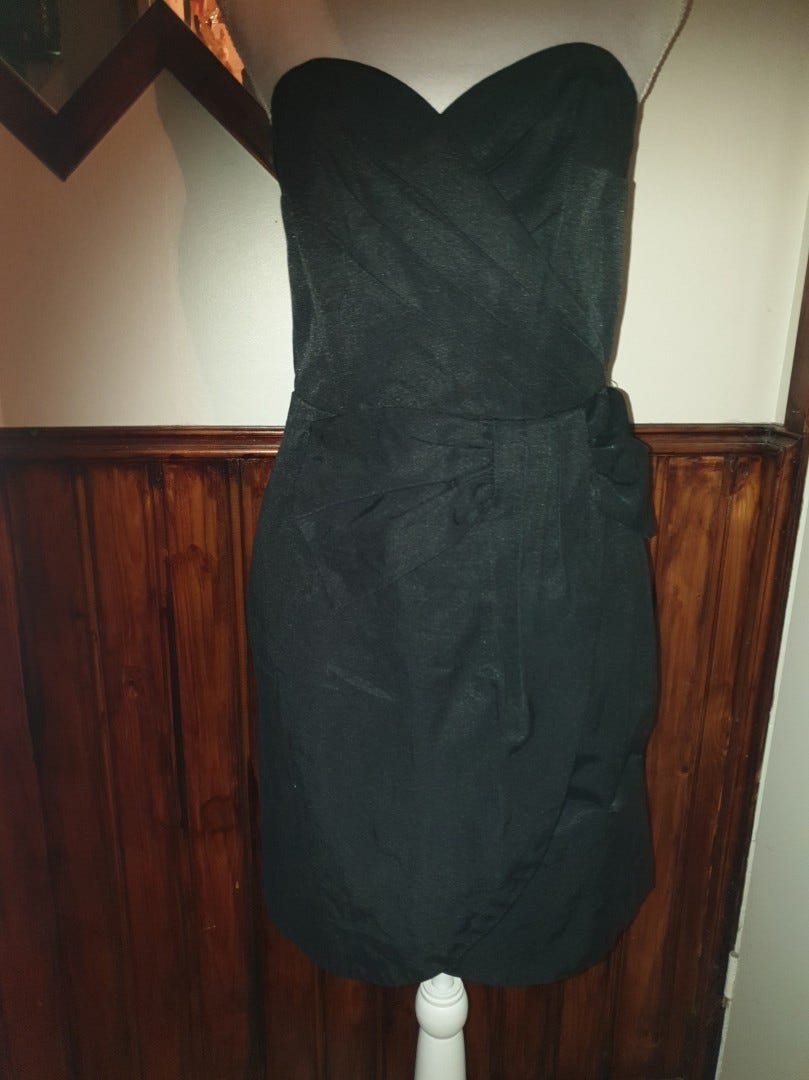 Musta H & M rusettimekko (M/40)