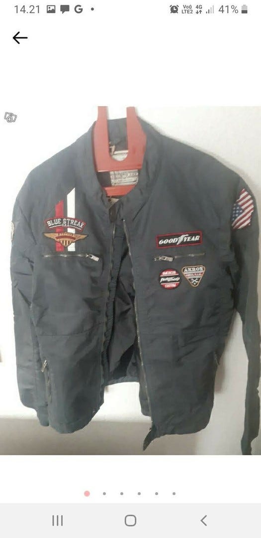 takki  L Goodyear  monahans uusi