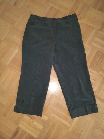 Caprit koko 38 harmaat