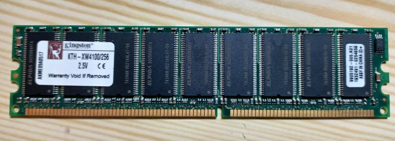 Kingstone 256 MB KTH-XW4100/256 muistikampa