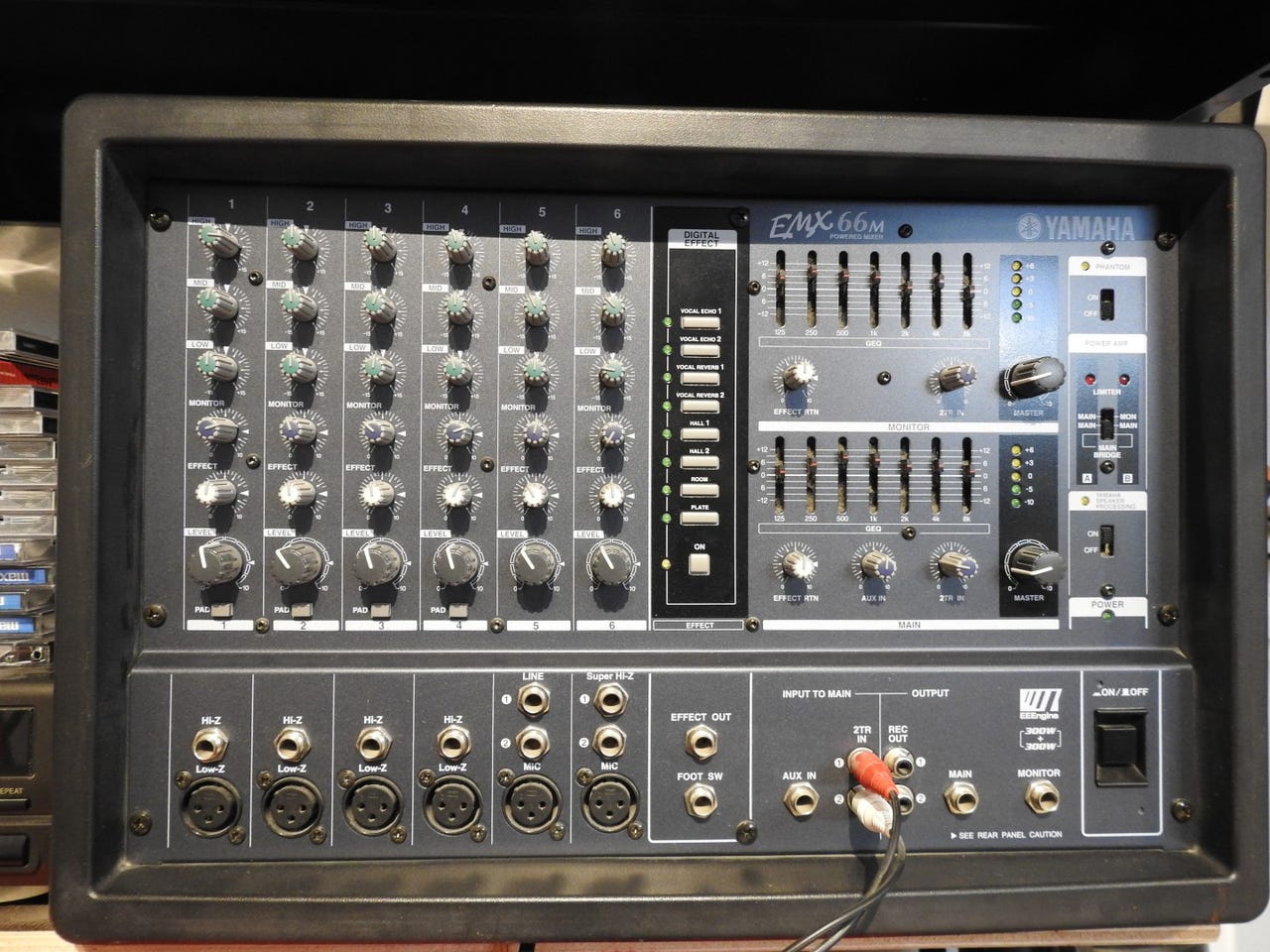 Yamaha EMX 66M mikserivahvistin