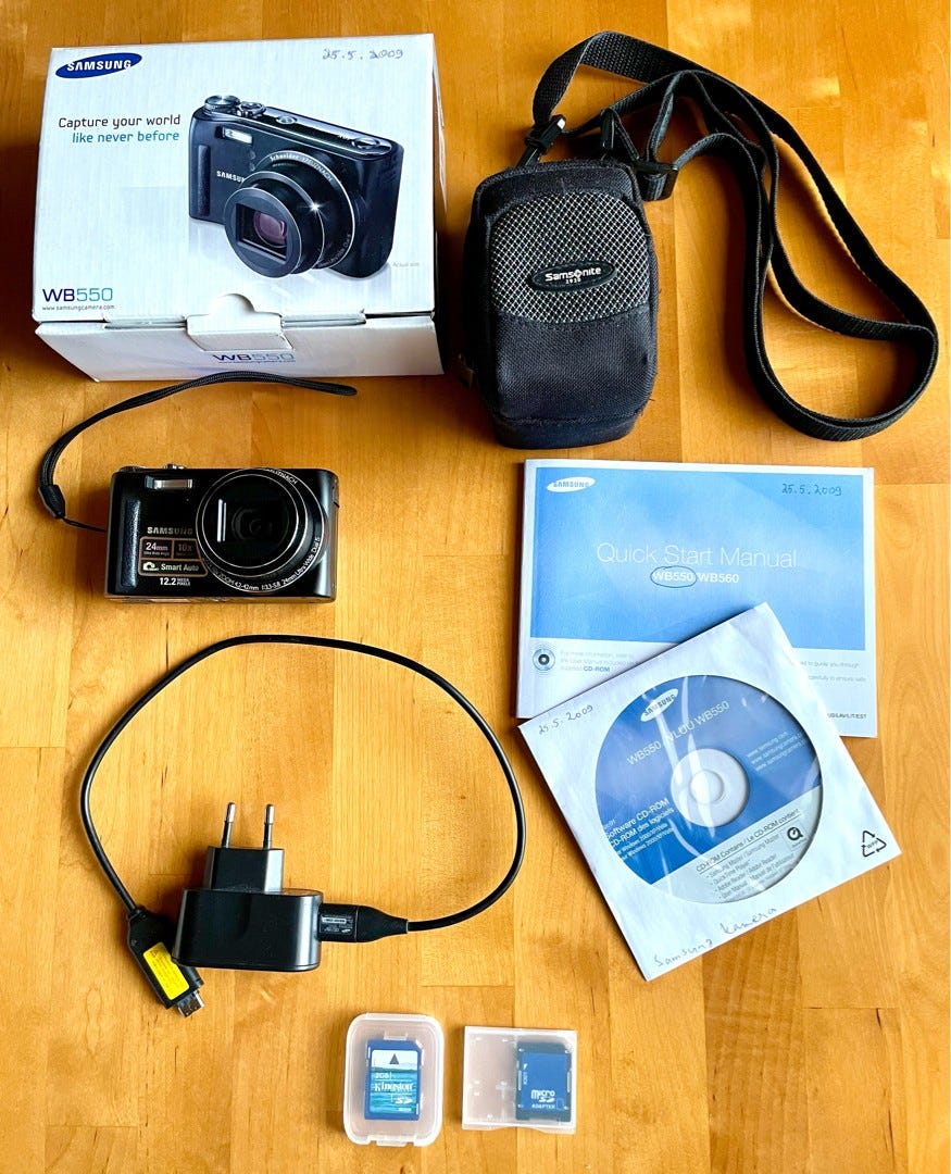 Samsung WB550 digikamera