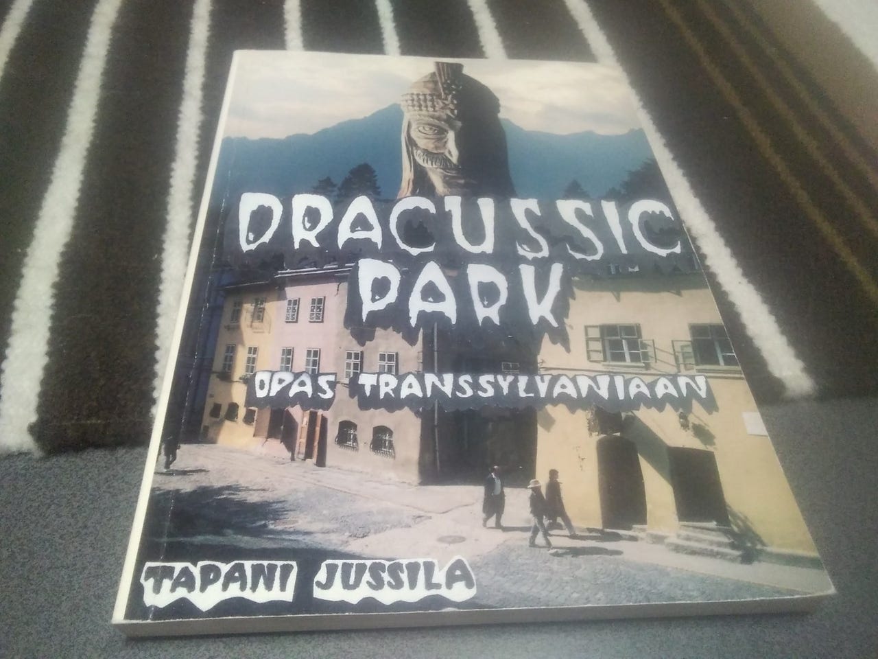 Dracussic Park. Opas Transsylvaniaan