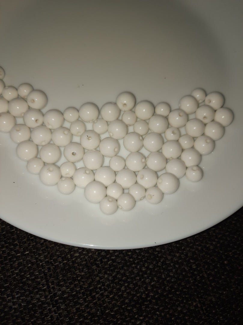 Valkoinen helmi 66 kpl
