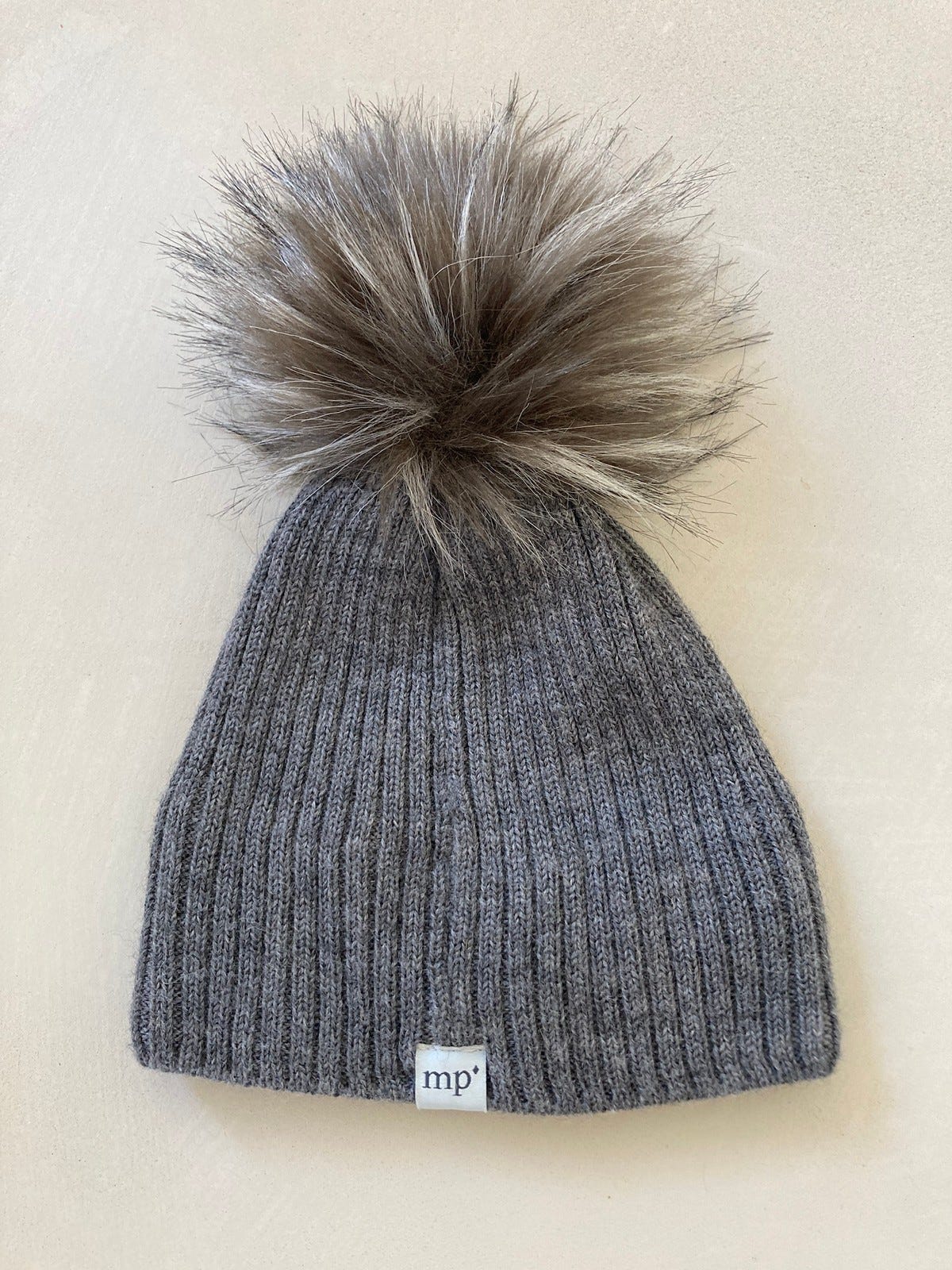 Merinowollmütze mit Bommel Größe 47/49
