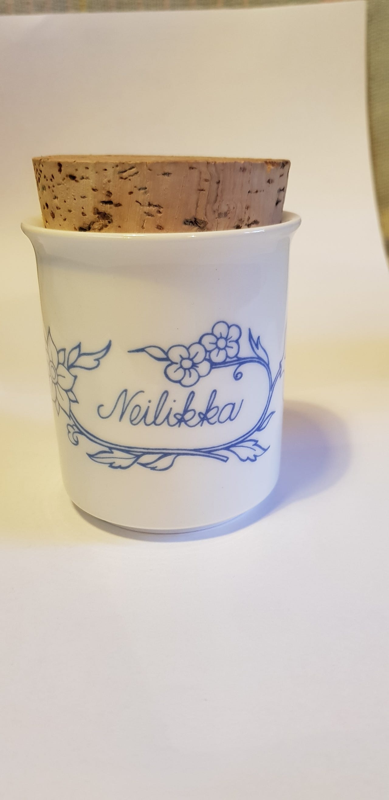 Arabia maustepurkki.