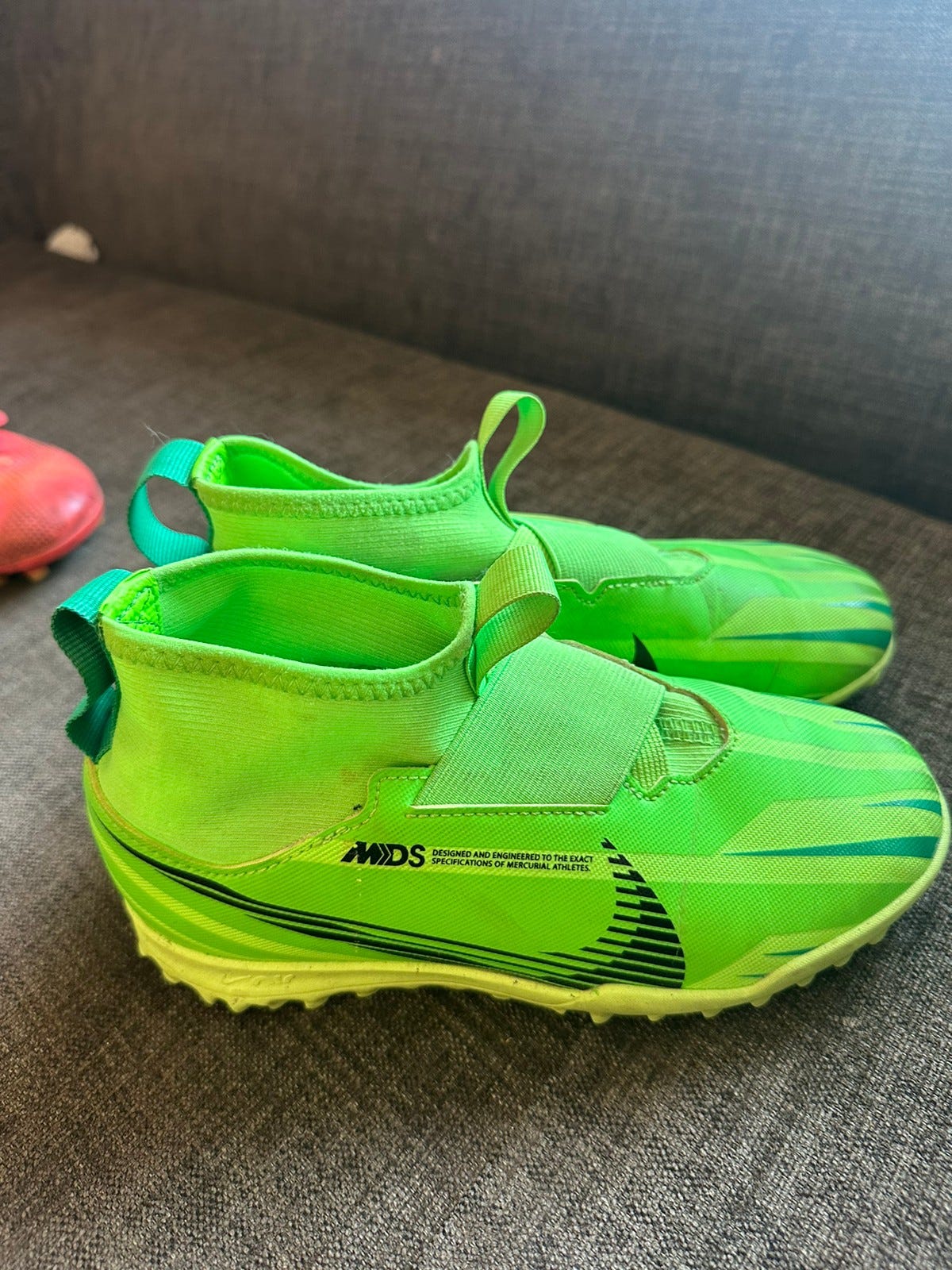 nike-turf-jalkapallokeng-t-34-tori