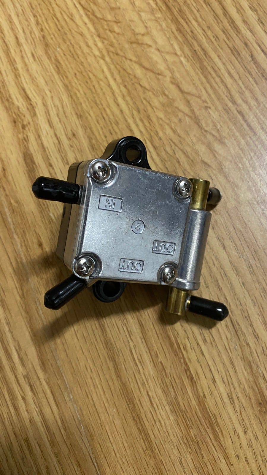 Yamaha polttoainepumppu