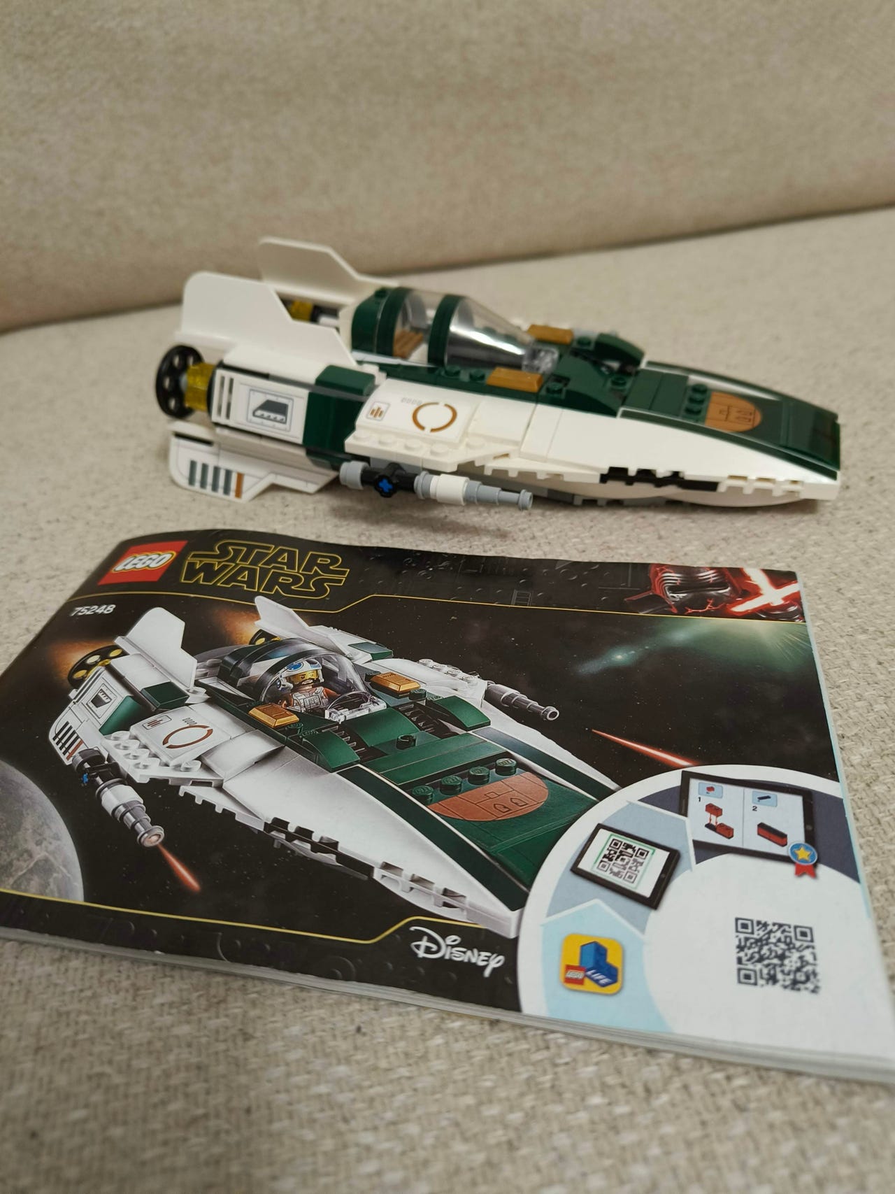 Lego Star Wars 75248 Resistance A-Wing Starfighter | Tori