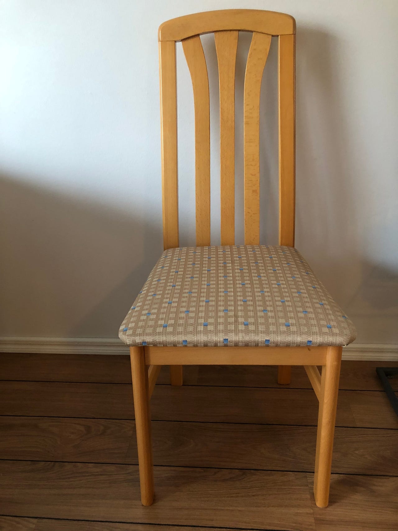 Ruokailuryhmä tuolit