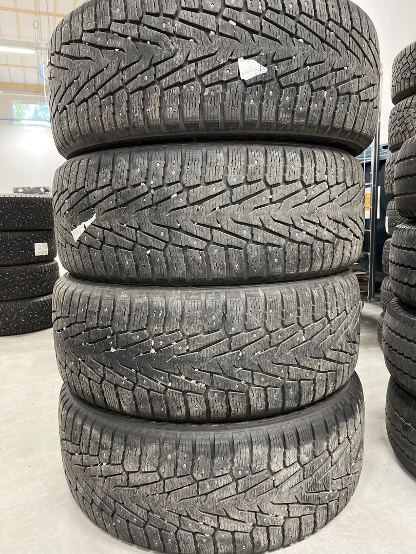 NOKIAN HAKKAPELIITTA 7 SUV 275/50 R22 115T Nastarenkaat | Tori