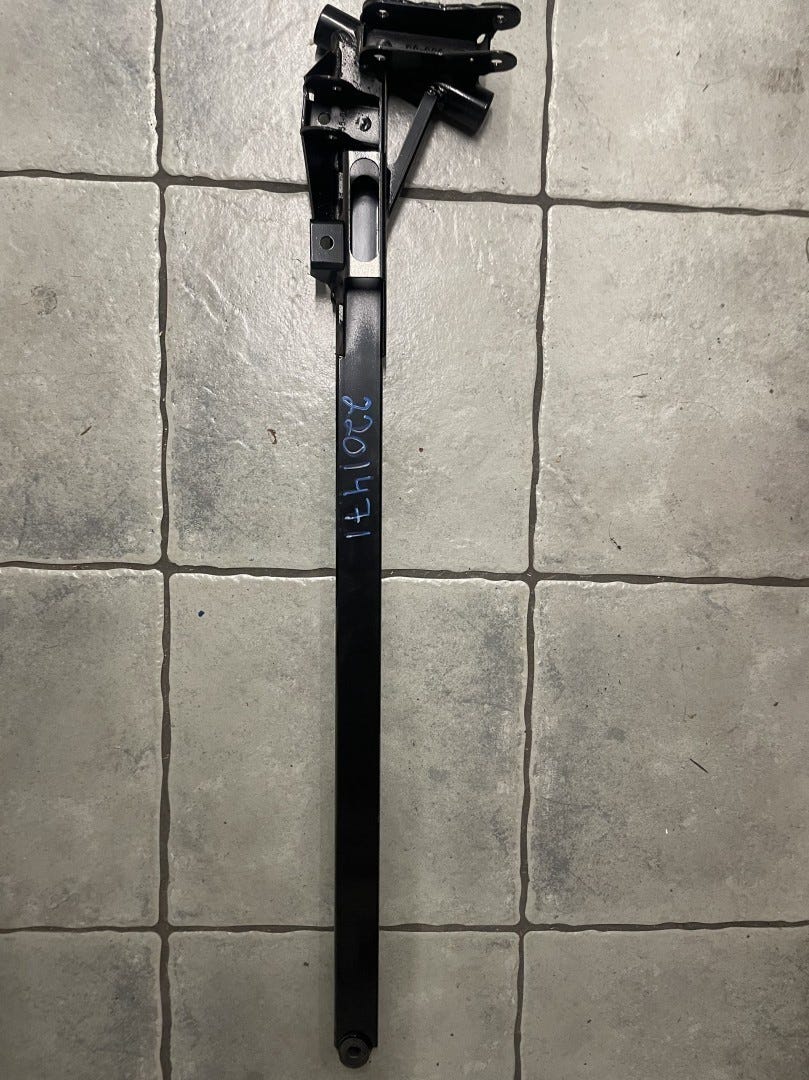 Polaris 2201471 oem tukivarsi oik. XCR 700/800 99 | Tori