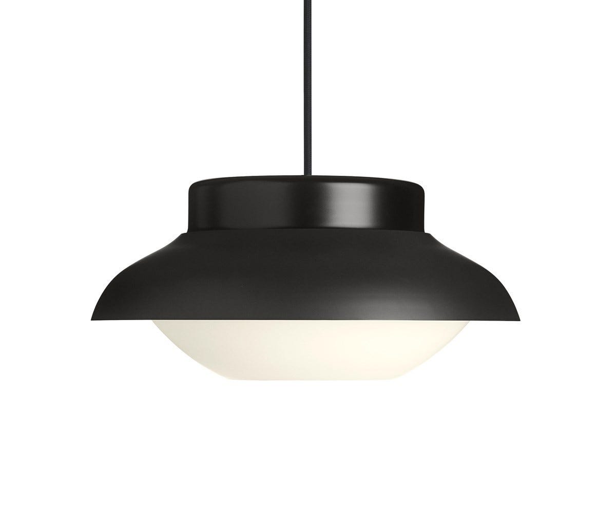 Gubi Collar riippuvalaisin, musta (Ovh. 425 €)