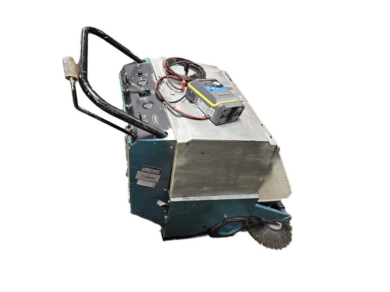 Tennant Power Sweeper 186E on lakaisukone