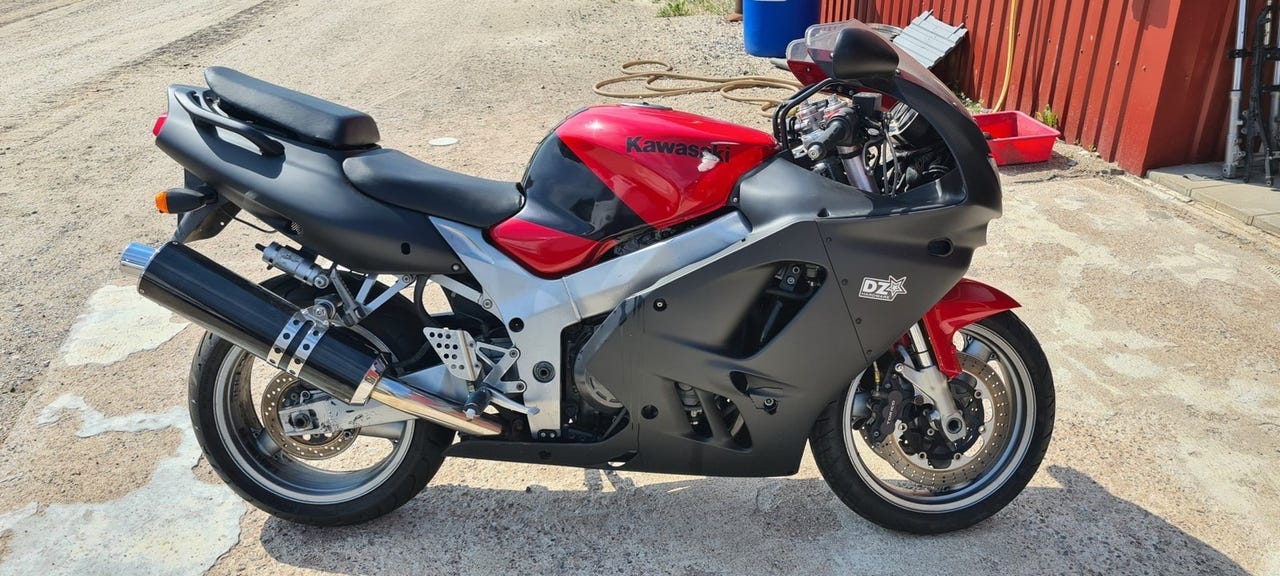 Kawasaki zx9r 1996 puretaan | Tori