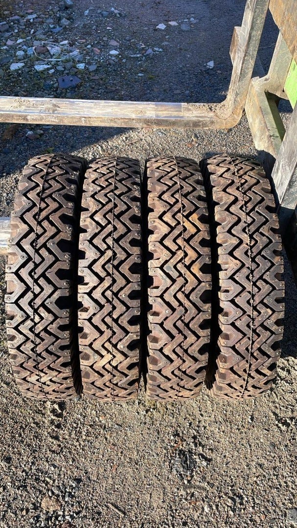Nastarengas 6.40-15 Trelleborg ajamattomat