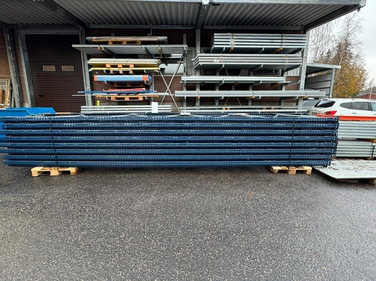 Käytettyä Mecalux kuormalavahyllyä