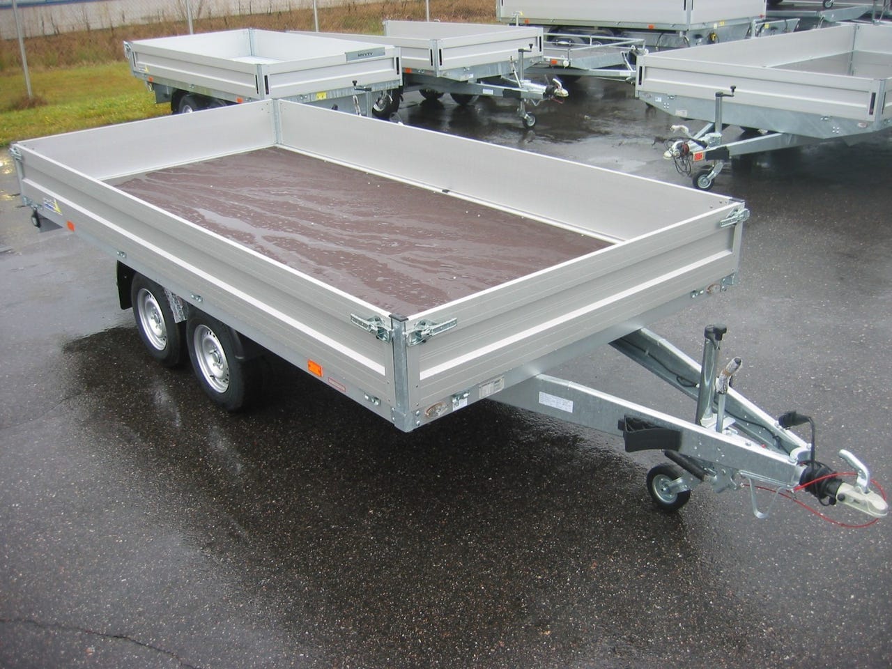 Agados Express 2700 kg