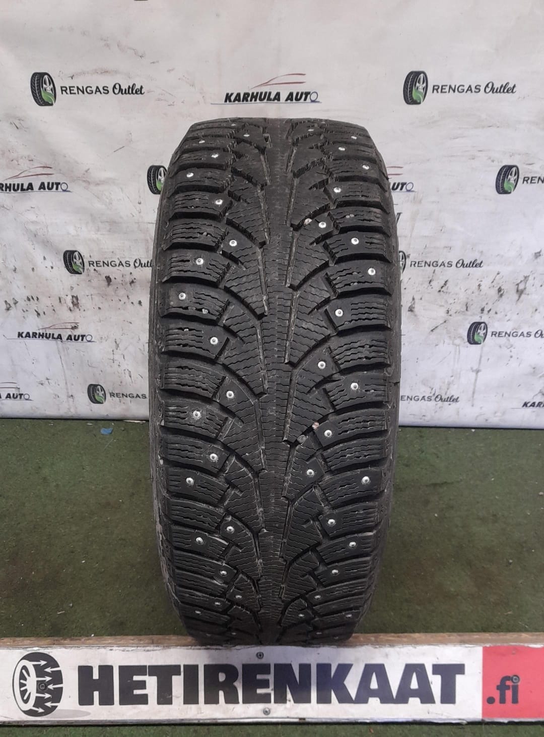 225/50 R17 käytetty nastarengas