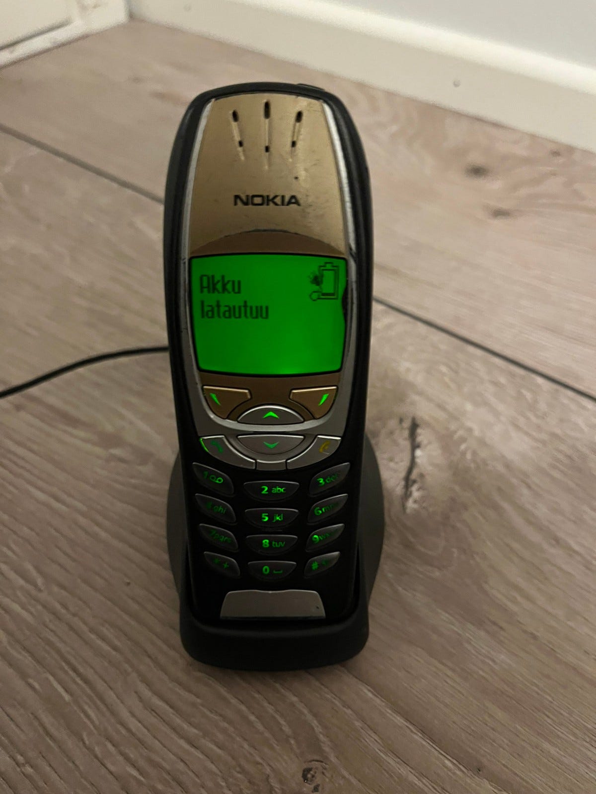 Station D'accueil Nokia DCH-1BL - NEUVE SCELLÉE - Vintage Pour Nokia 100, 105