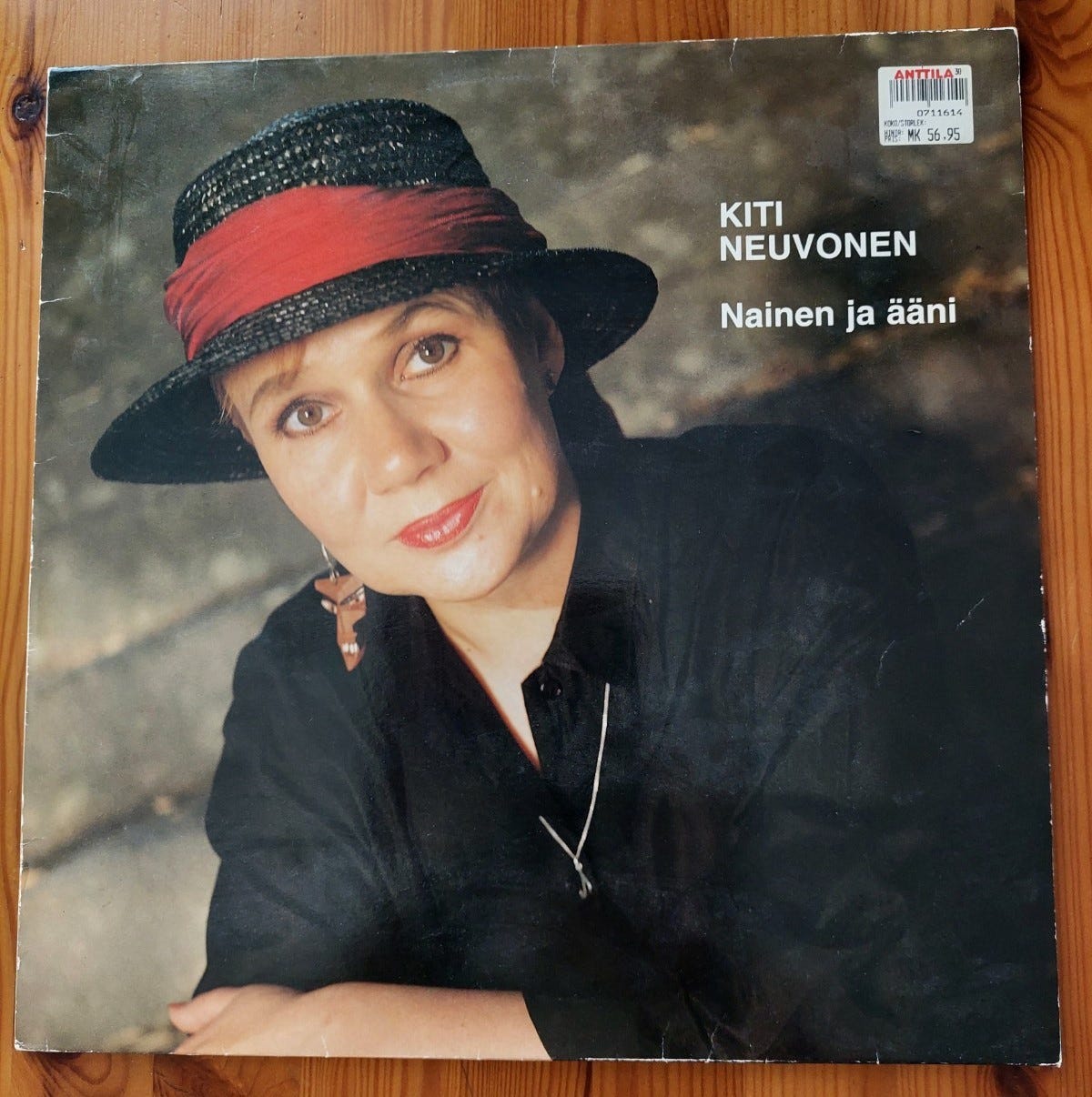 Kiti Neuvonen, Nainen ja ääni, LP