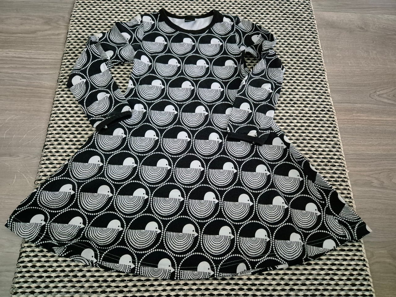 Metsola mekko koko 122128