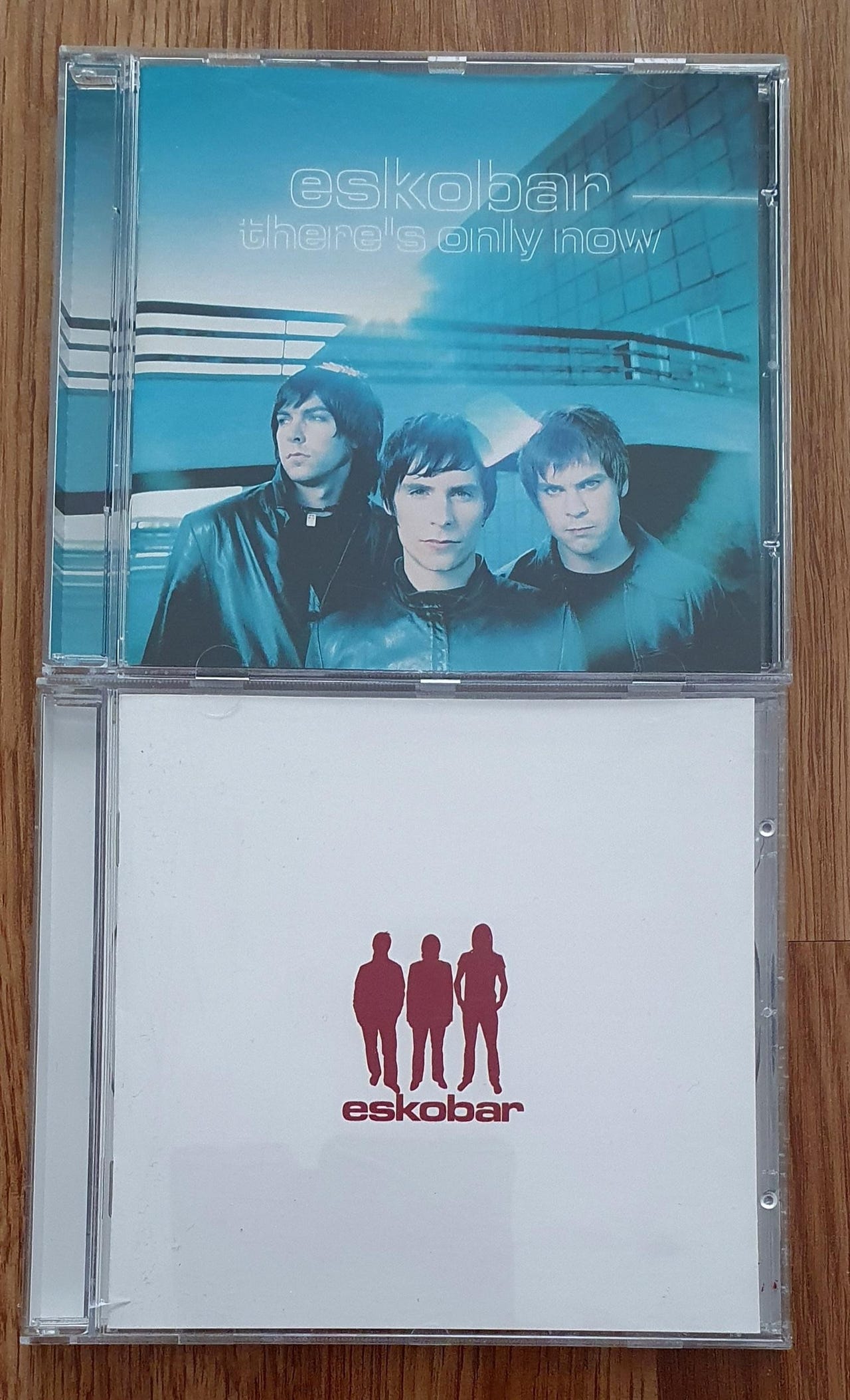 Eskobar 2 cd-levyä