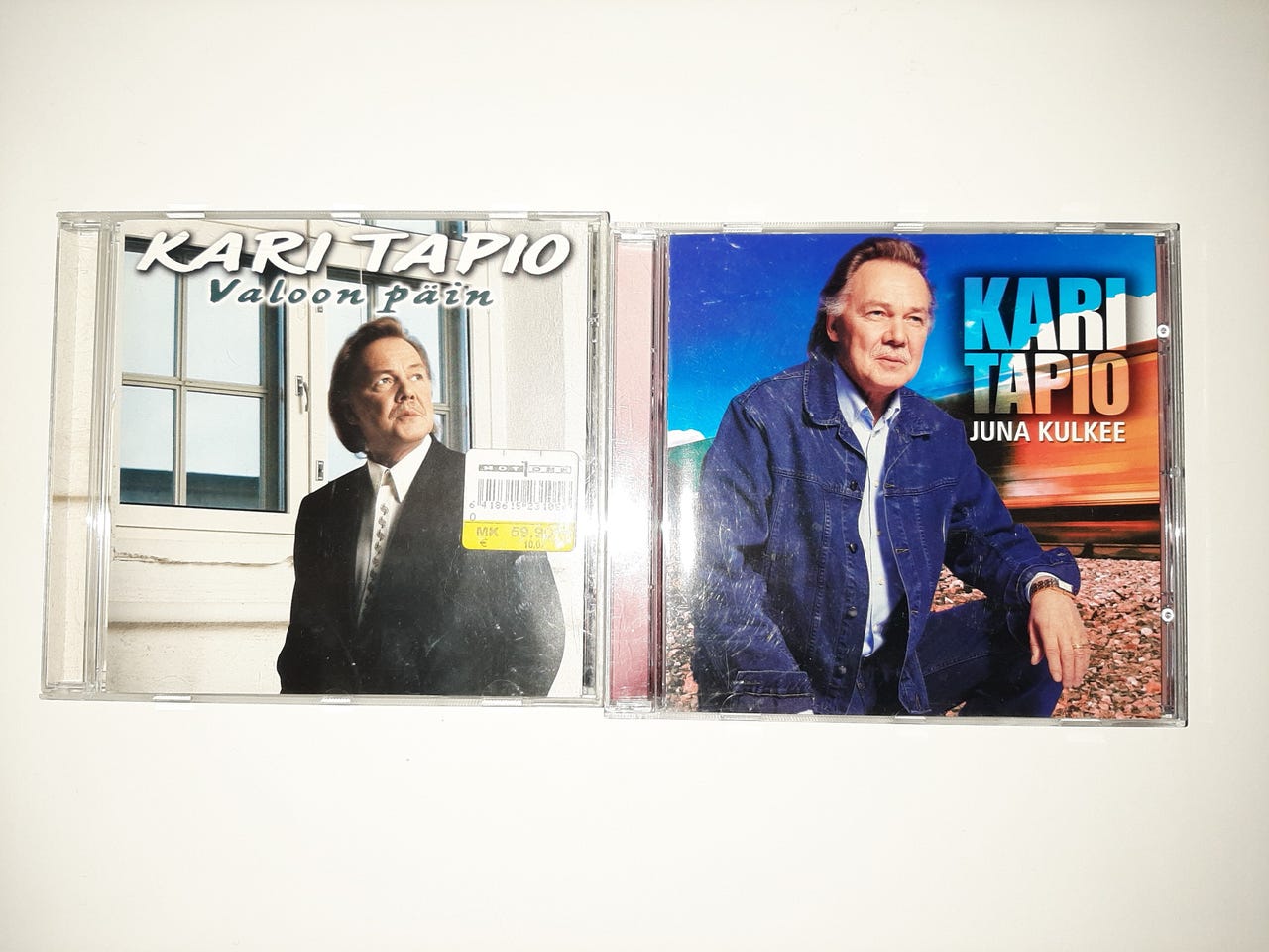 Kari Tapio - Juna kulkee ja valoon päin cd