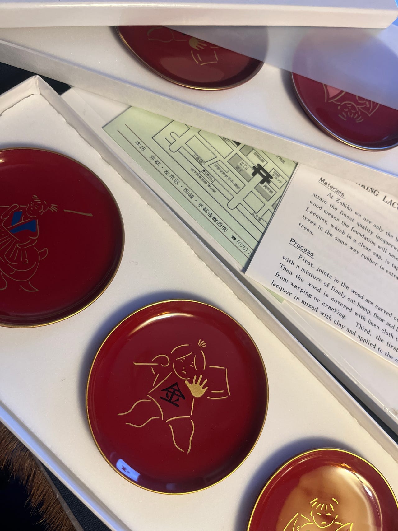 Zohiko Urushi Art Sypreesipuusta minilautaset