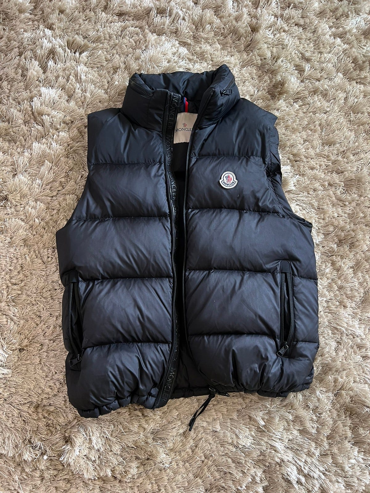 moncler tori