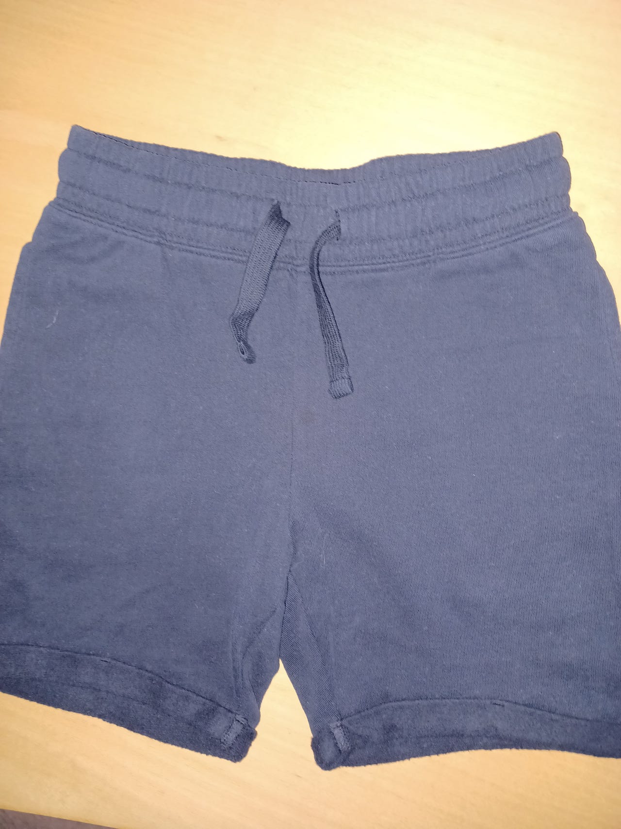 100% puuvilla shortsit.