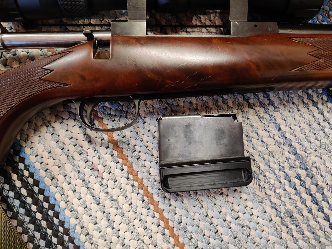 Tikka M55 lippaan ulosvetopala