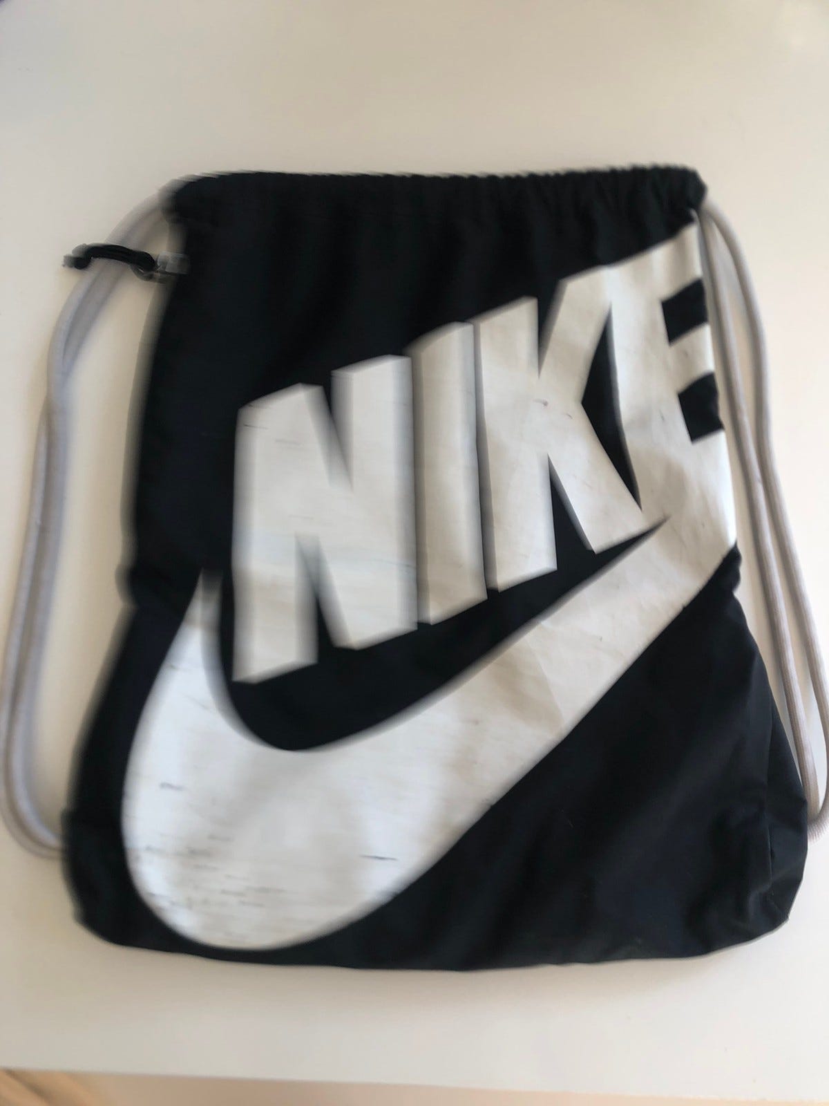 Nike reppu
