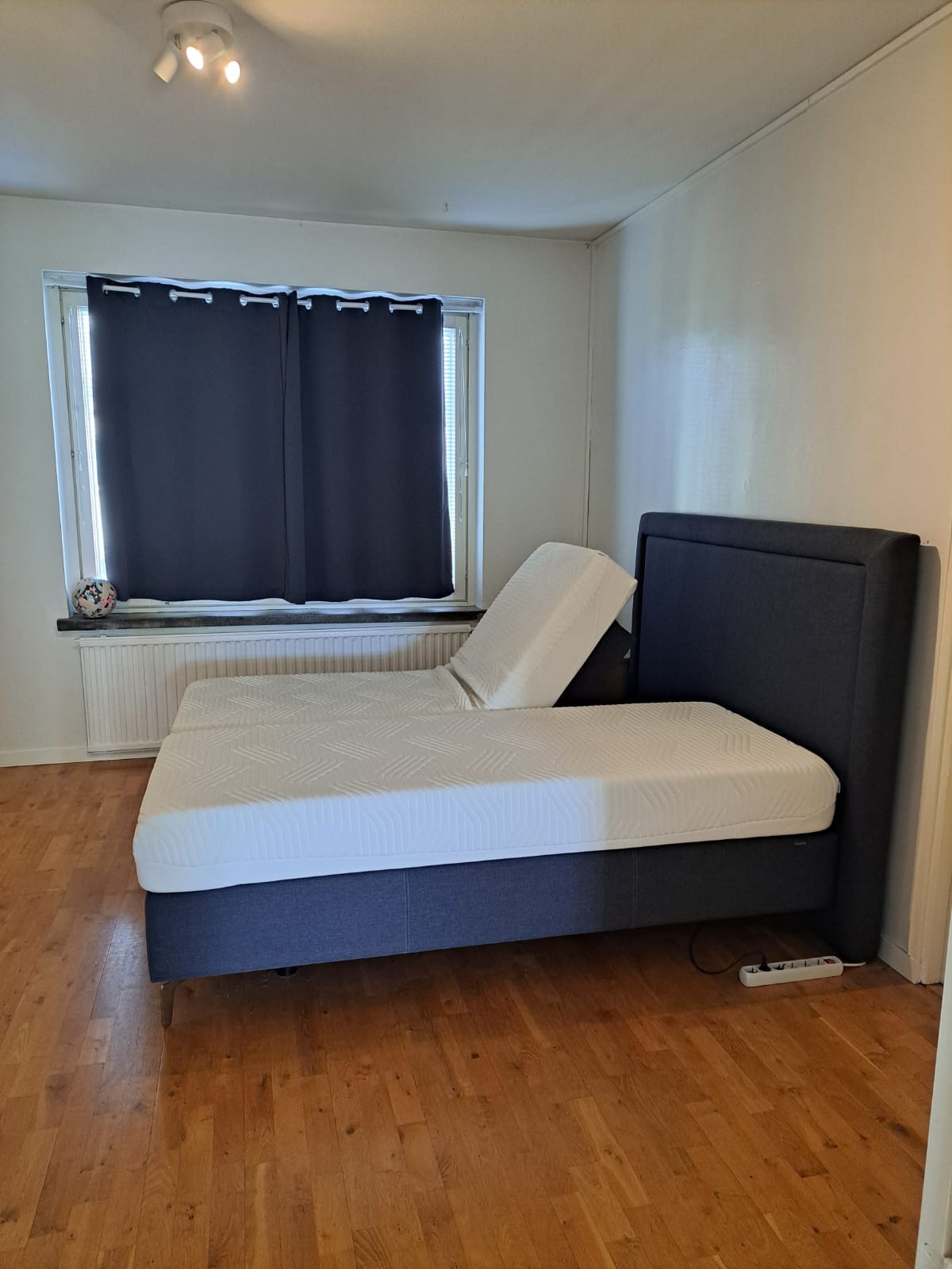 Tempur Box Spring Adjustable moottorisänky Tori